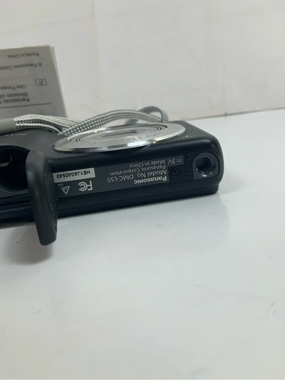 Panasonic Lumix DMC-LS5 14MP Digital Camera - 5x Optical Zoom - Black